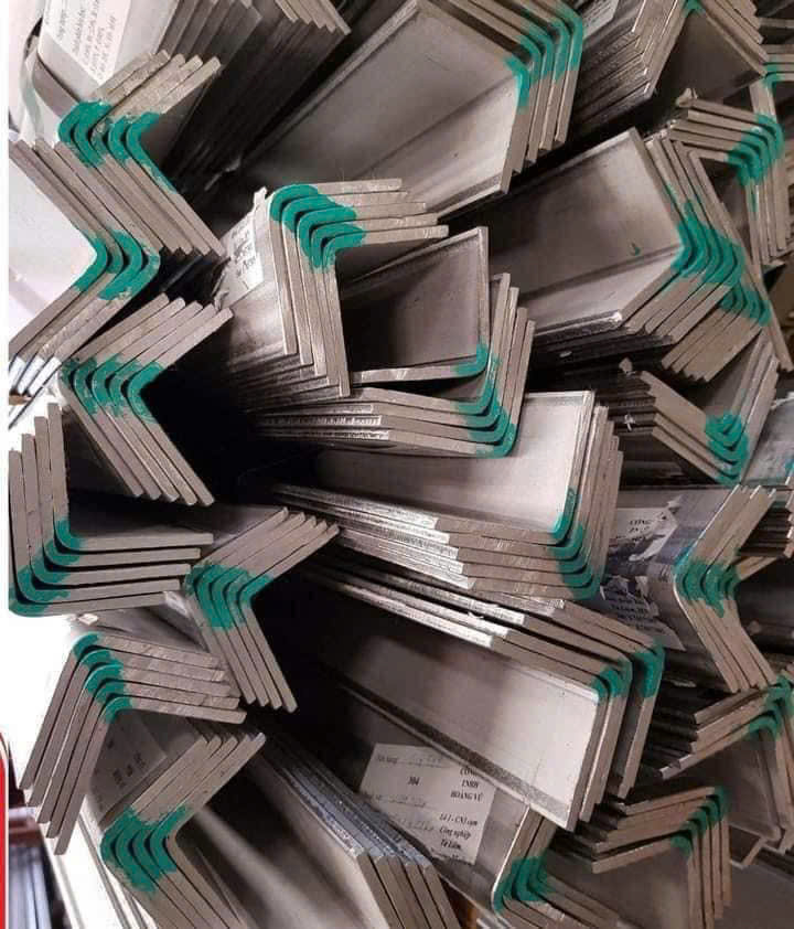 Ứng Dụng V Góc Inox Trong Đời Sống